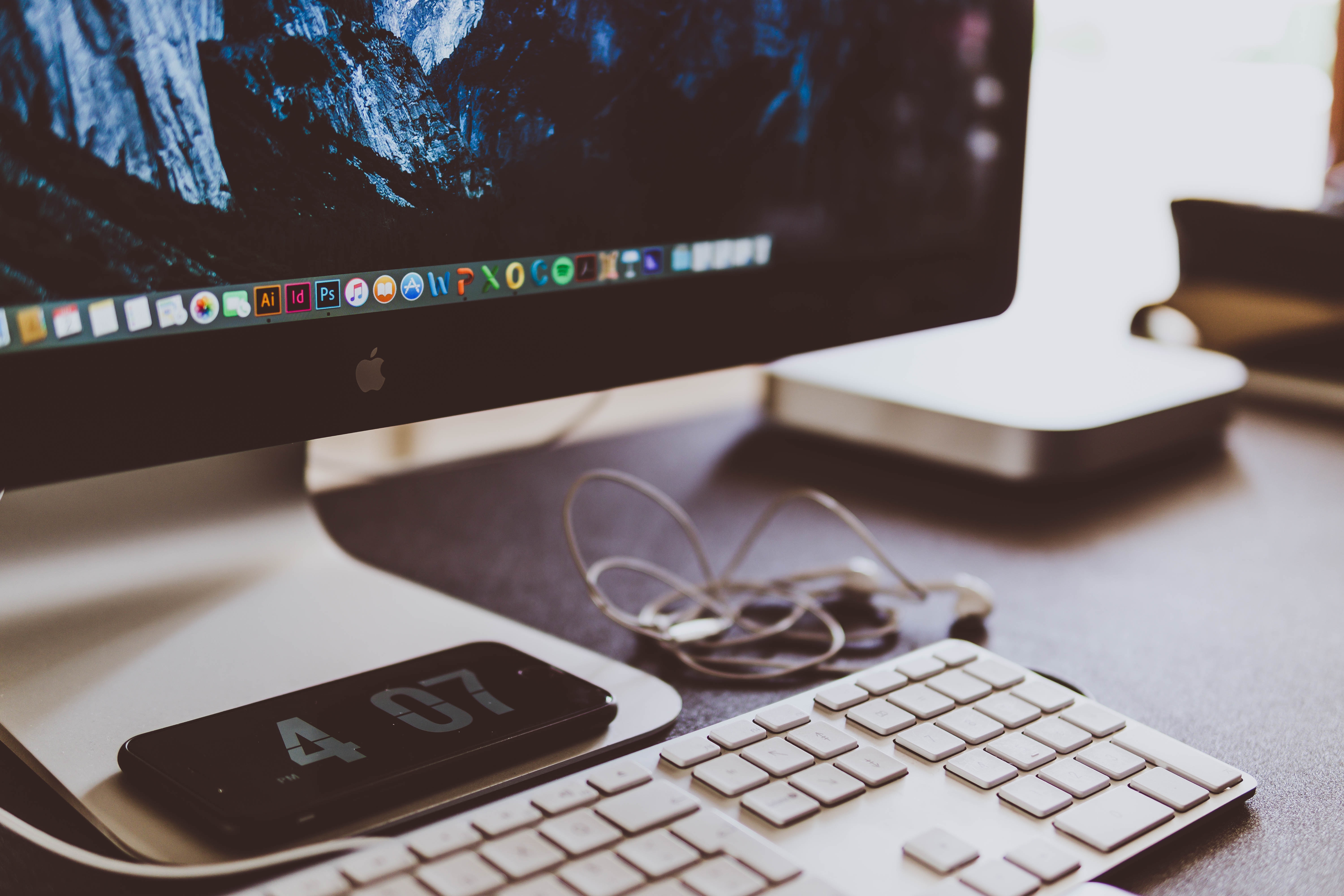 When Should YouTubers Hire a Channel Manager?