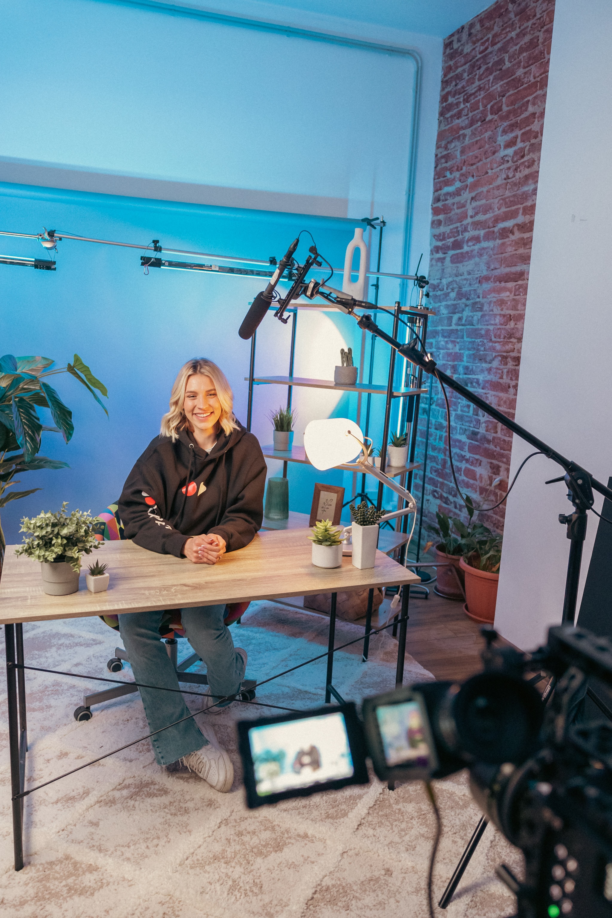 A Complete Guide to Hiring a YouTube Channel Manager